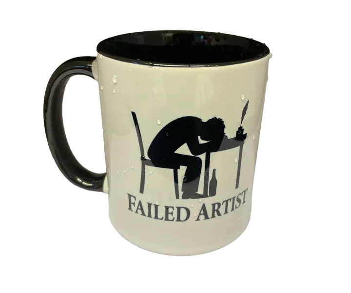 Failed Artist -kuvituksella painettu muki